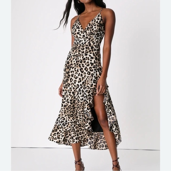 Lulu's NWT Getting Wild Leopard Print Ruffle Midi Dress Size S - Picture 1 of 11